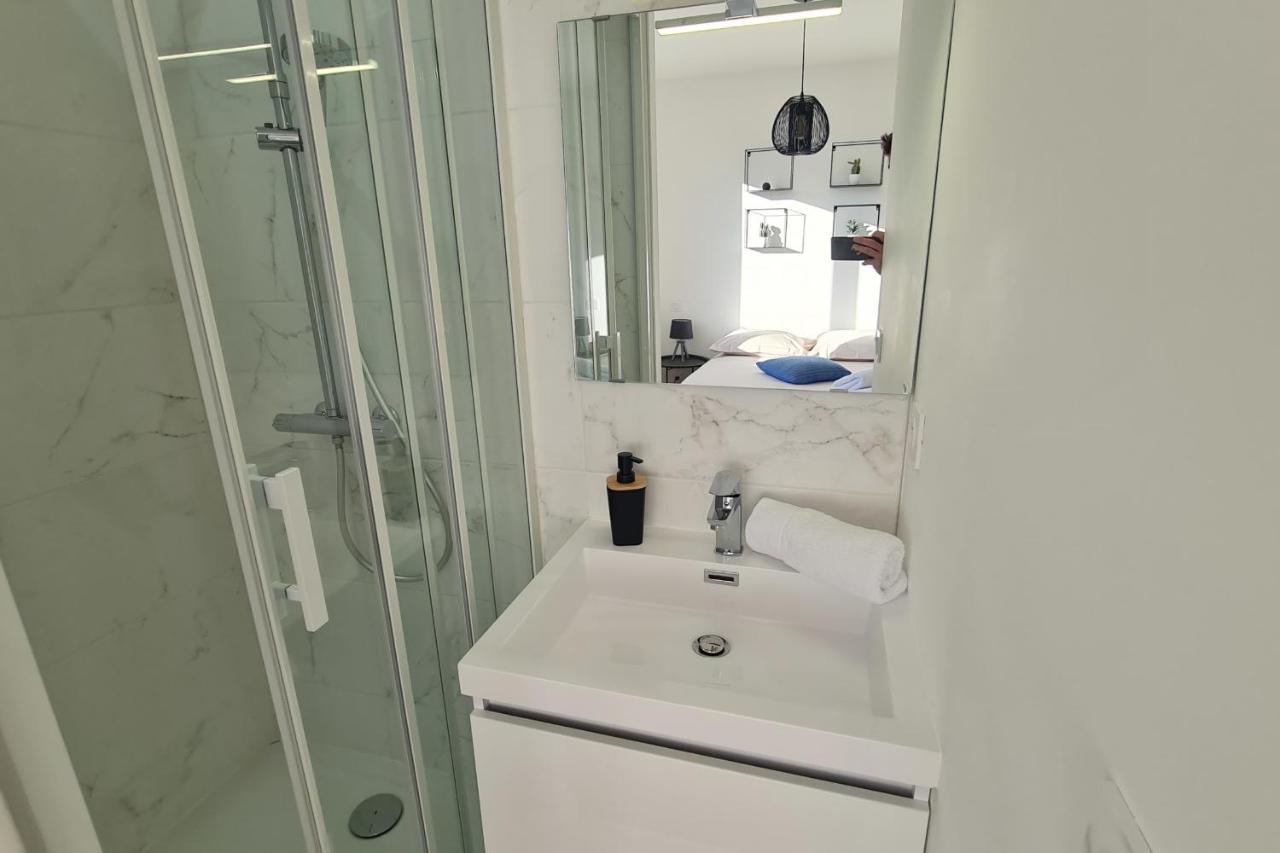 Апартаменты Le Jaures 4 - T2 - 1Er Etage Энбон Экстерьер фото